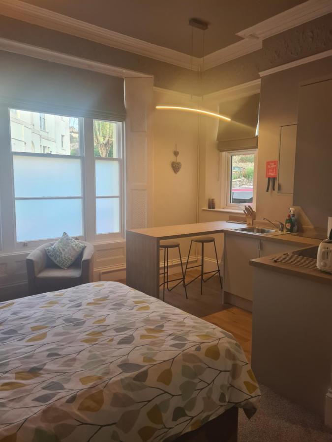 Meadowside Holiday Apartments Torquay Bagian luar foto