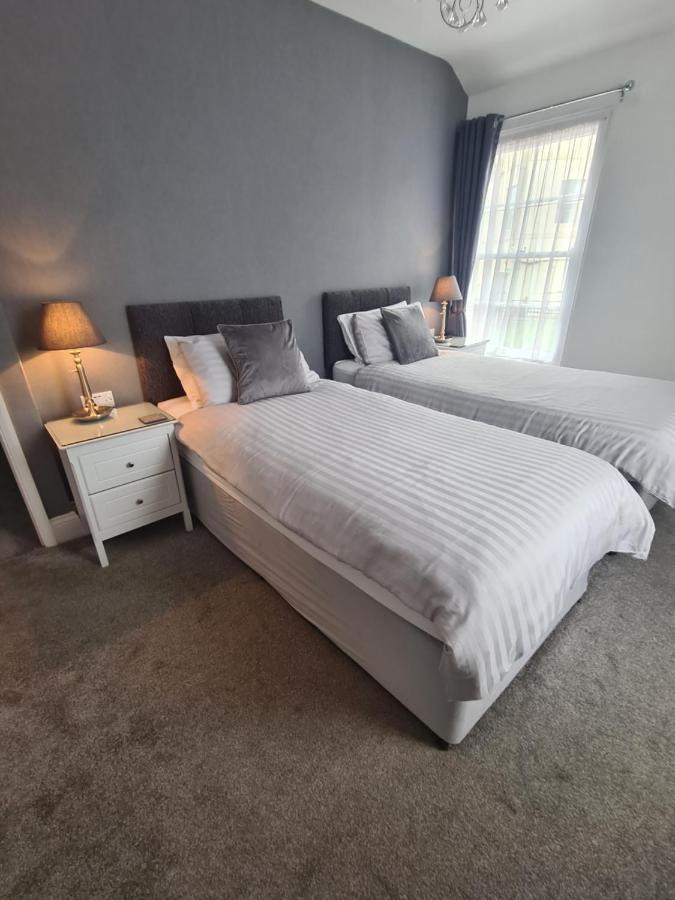 Meadowside Holiday Apartments Torquay Bagian luar foto