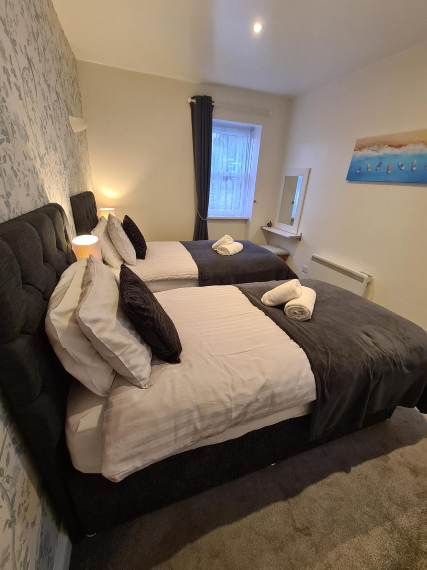 Meadowside Holiday Apartments Torquay Bagian luar foto